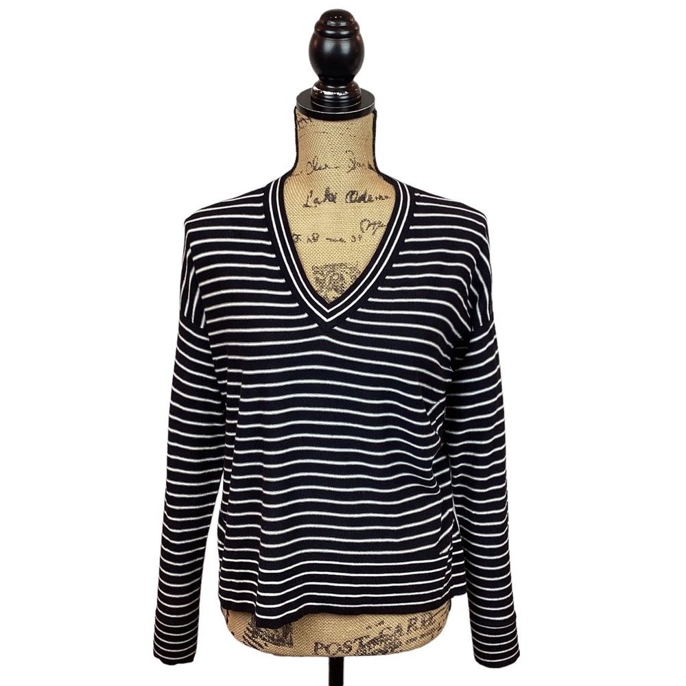 NWT Athleta Retreat Sweater Black White Stripes V-Neck